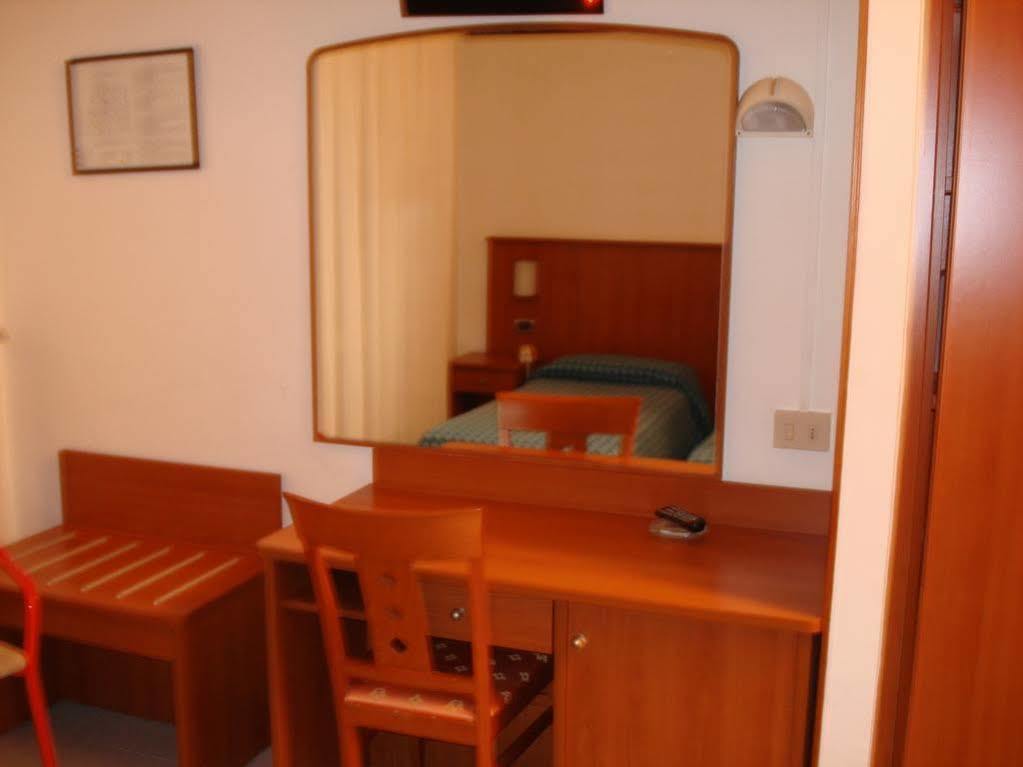 Hotel Aquilia Laigueglia Eksteriør billede
